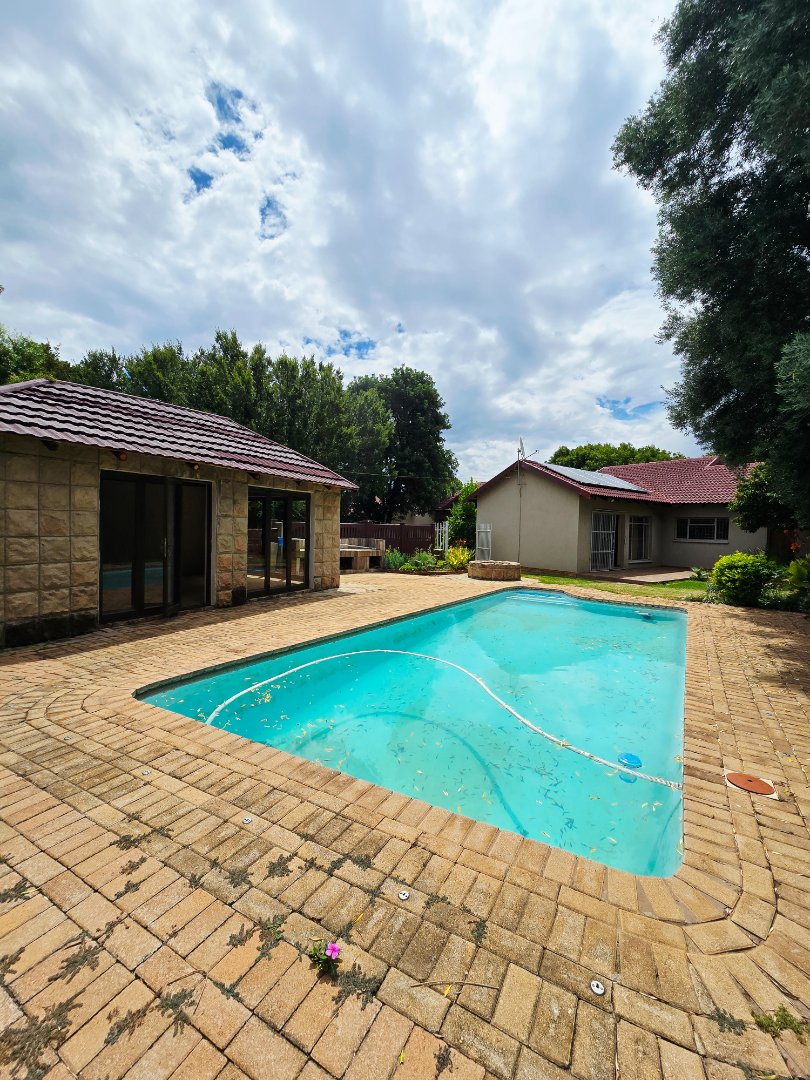 3 Bedroom Property for Sale in La Hoff North West